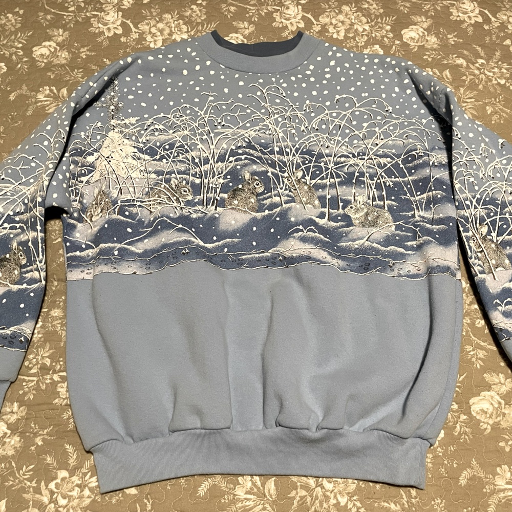 Vintage Artisans design winter sweatshirt from the 80-90’s